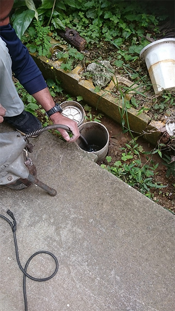 水道管取替工事　貯水槽清掃　排水管詰り修理工事